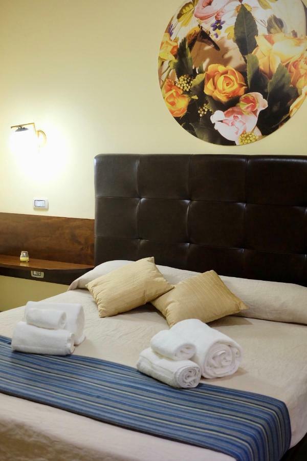 4 Balconi Liberty Apartments 莱切 外观 照片
