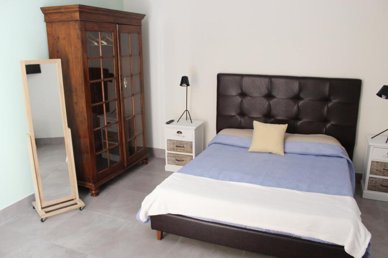 4 Balconi Liberty Apartments 莱切 外观 照片